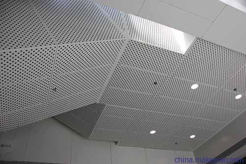供应欧佰建筑装饰材料专用-微孔2.0厚粉末喷涂铝单板